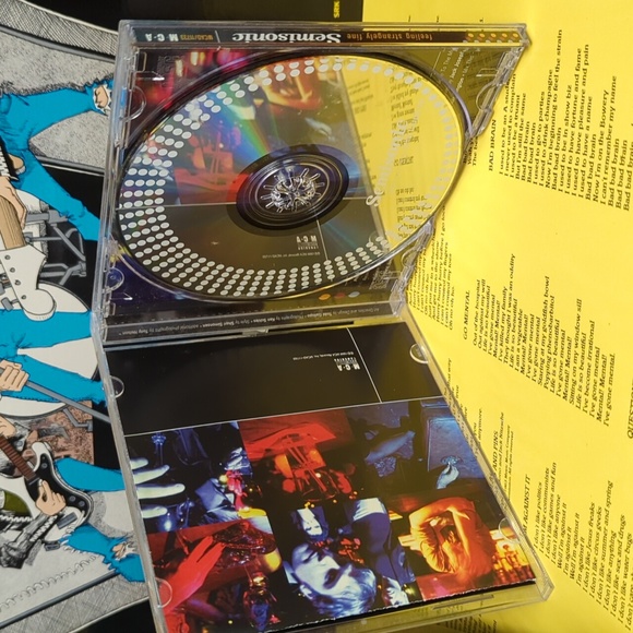 3/$21 🎸 Senisonic - Feeling Strangely Fine cd - Picture 3 of 3